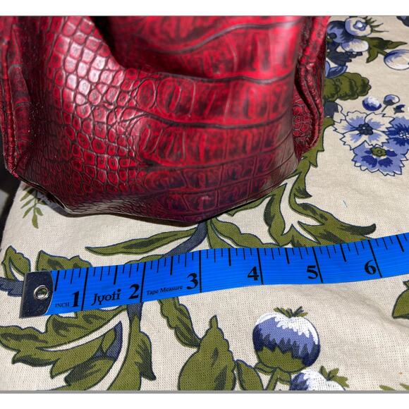 Red Vintage Bueno Croc Style Handbag‎ Handle Kelly Style Gold Hardware - Picture 12 of 16